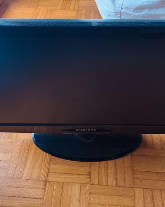 📺 Samsung TV 22” LCD + telecomando