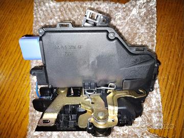 Serratura elettrica Posteriore VW Golf 5 7L0839015