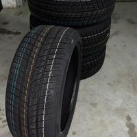 Pneumatici invernali nuovi 225/40 R18 92v