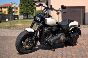 Harley Davidson Fat Bob fxfbs 114 black and white