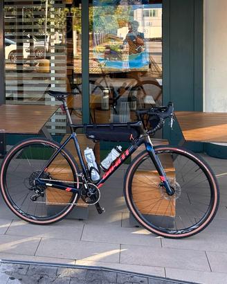 Giant TCX Carbon 58 – Gravel / Ciclocross: