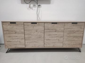 Credenza moderna