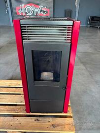 STUFA A PELLET  RAVELLI R70 EURO 400,00 CAD
