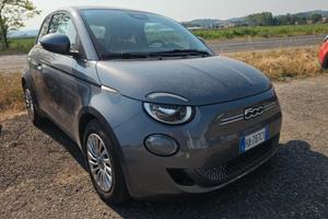 FIAT 500e Action 23,8 kWh