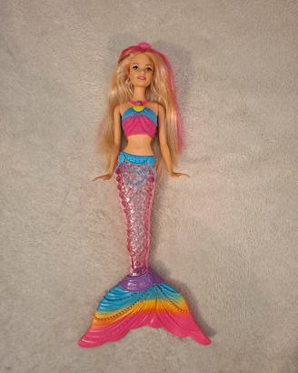 barbie sirena DHC40