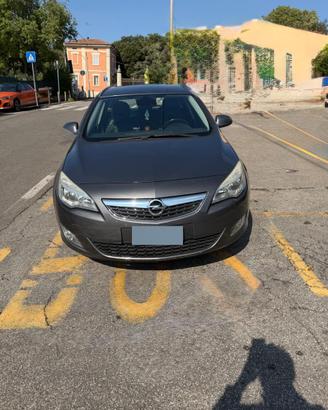 Opel Astra Sports Tourer 1.7 CDTI – 2012 – 181.000