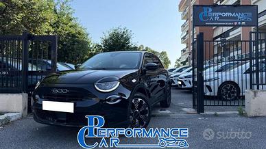 FIAT 600 HYBRID 1.2 110CV DCT MHEV LA PRIMA*24M.
