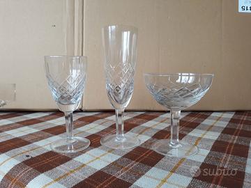SERVIZIO BICCHIERI IN CRISTALLO MOLATO PRIMI '900