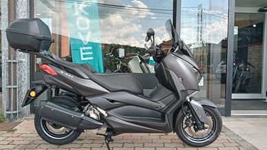 Yamaha X-Max 300