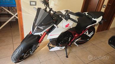 Honda Hornet 750