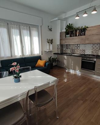 Soggiorno e Cucina completa