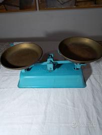 Bilancia vintage due piatti basculante
