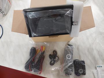 Autoradio per auto con retrocamera