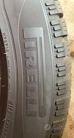 PNEUMATICI/GOMME INVERNALI PIRELLI 205/60 R16