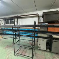 Scaffali tubolari con giunti