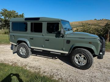 LAND ROVER DEFENDER 110 TD4