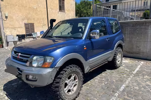 Mitsubishi Pajero - SUV/Fuoristrada