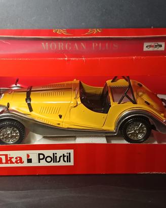 Morgan Plus 8 Roadster scala 1:16