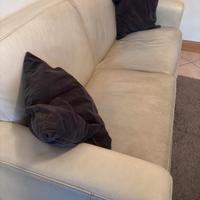 Divano letto in pelle !!!