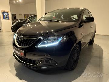 Lancia Ypsilon 1.0 FireFly 5P Hybrid Alberta Ferre