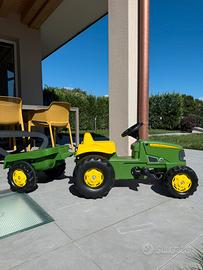 Trattore bambino jogn deere con rimorchio verde