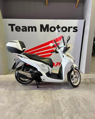 Honda SH 300