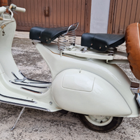 Piaggio Vespa 125 faro basso VN2T del 57