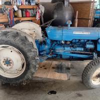 Trattore ford
