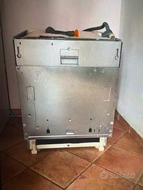 Lavastoviglie (prezzo trattabile)