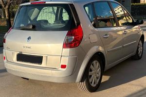 RENAULT Scénic 2ª serie - 2008