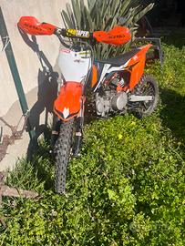 Pit bike 125 zeus /scamb con altre moto/scooter