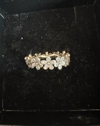 Anello pandora margherite 