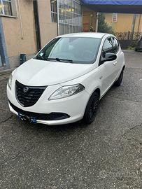 Lancia Ypsilon 1.2 benzina