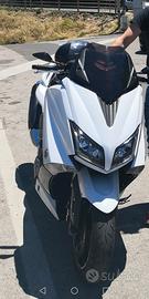 t max