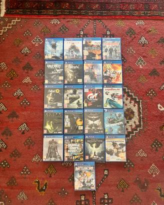 Lotto 21 Giochi Ps4 - GTA V- Bloodborne ecc