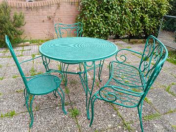 tavolo da giardino in ferro battuto 