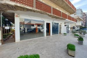 NEGOZIO A CASTELVETRANO