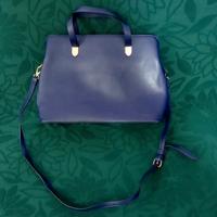 Borsa a spalla con tracolla regolabile Carpisa