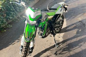 Moto kl kxe 125 enduro (2023)