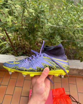 NIKE HYPERVENOM PHANTOM II