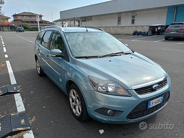FORD Focus 1.6 (115CV) SW Bz.- GPL Ikon 2010