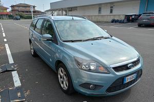 FORD Focus 1.6 (115CV) SW Bz.- GPL Ikon 2010