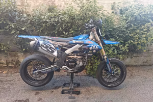YAMAHA YZ 450 F SUPERMOTO CAMPIONESSA Italiana S3