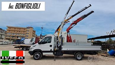 DAILY 35 CON GRU BONFIGLIOLI P2300