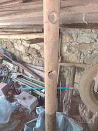 pali recinto recinzione legno cavalli maneggio 