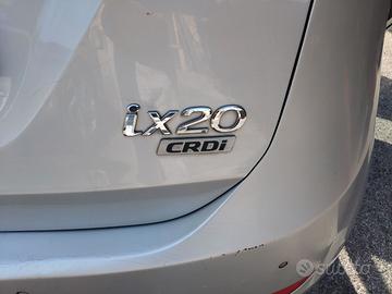 Auto hiunday