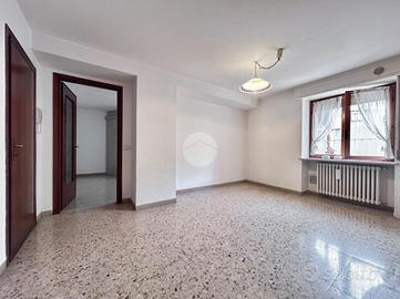 2 LOCALI A SAN MARTINO BUON ALBERGO