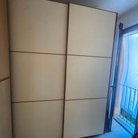 Armadio guardaroba ad ante scorrevoli indipendenti