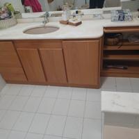 Mobile bagno artigianale in legno – ante, cassetti