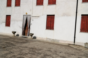 Ampio rustico con terreno